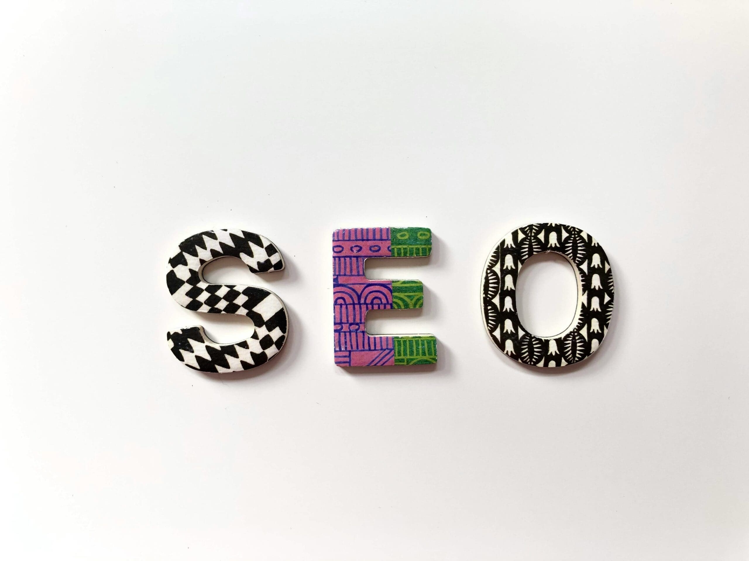 1725508749821×980365753153553000-feature seo kpis