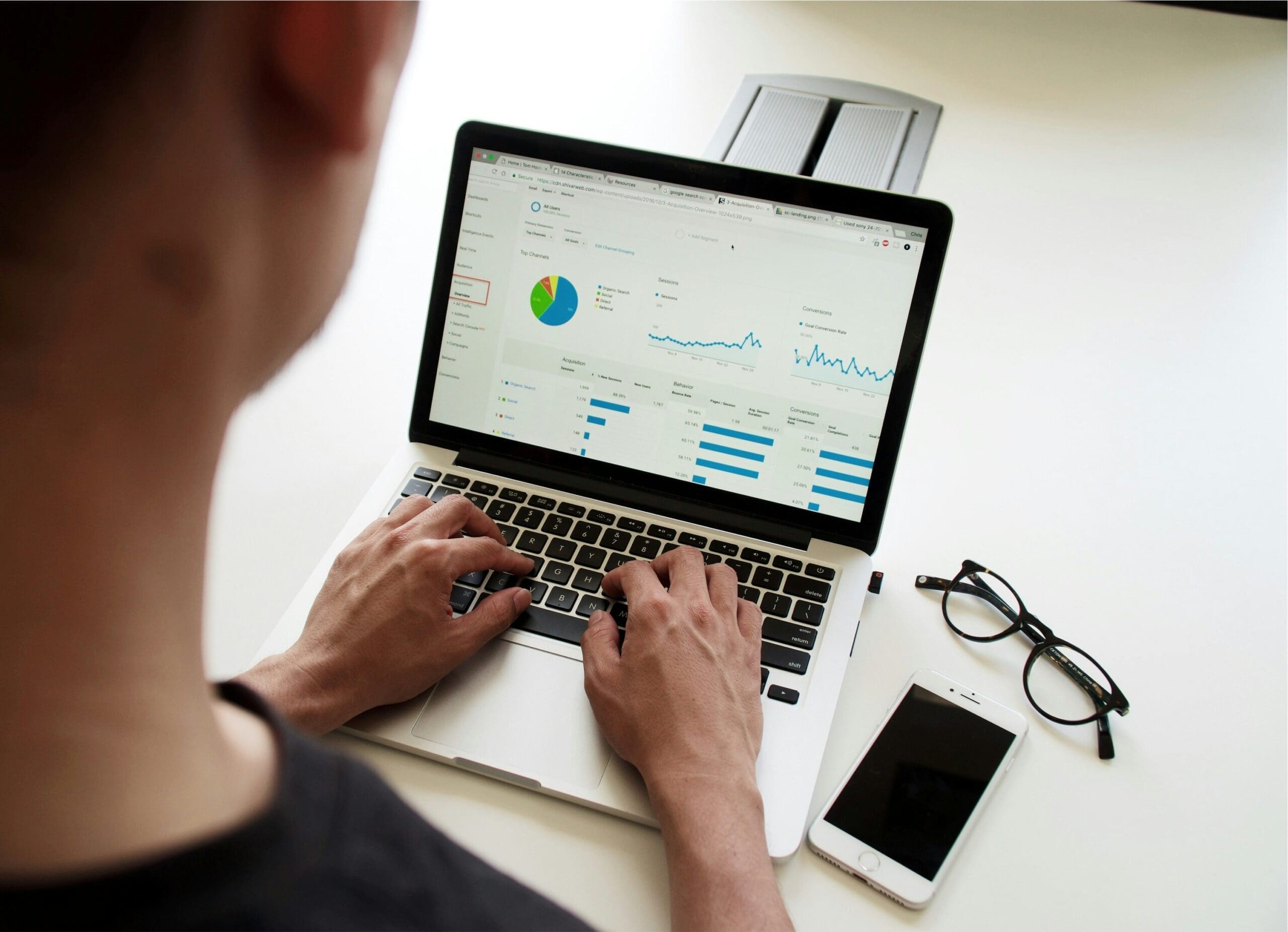 1725831380708×178961381445002850-feature long tail keyword analysis